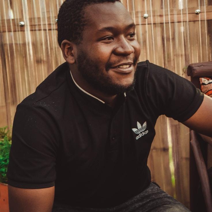 Riya Desai, Client Relations Director, discussing corporate gifting strategy with business clients